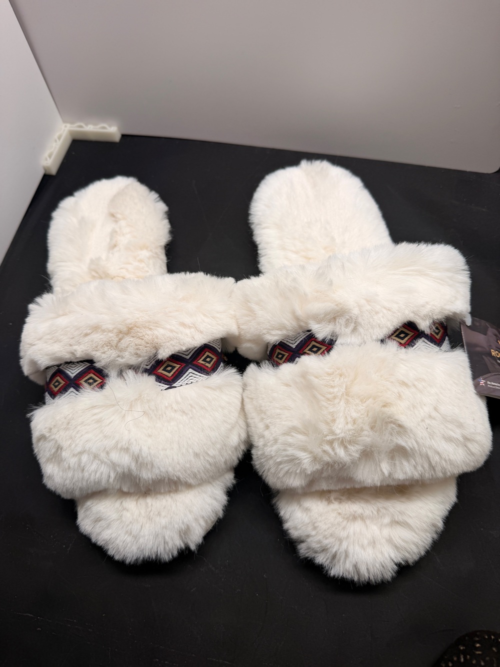 White faux fur Slippers